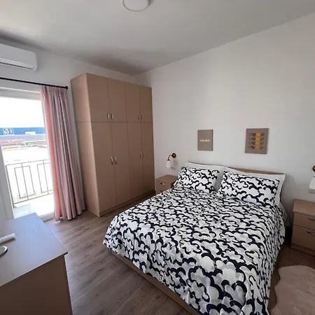 Golden Heart * Durrës